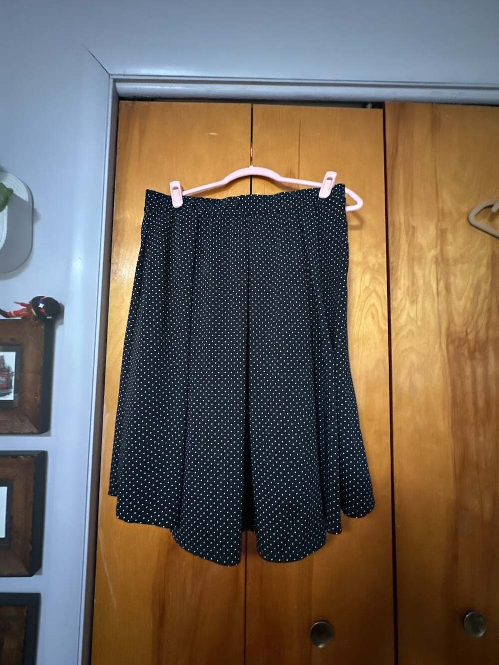 LuLaRoe Midi Skirt Size 2XL Black White Polka Dot Pleated Pockets